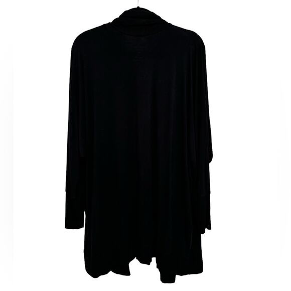 Torrid Super Soft Knits Dolman Sleeve Open Front Cardigan in Black - Size 1 - Picture 3 of 6